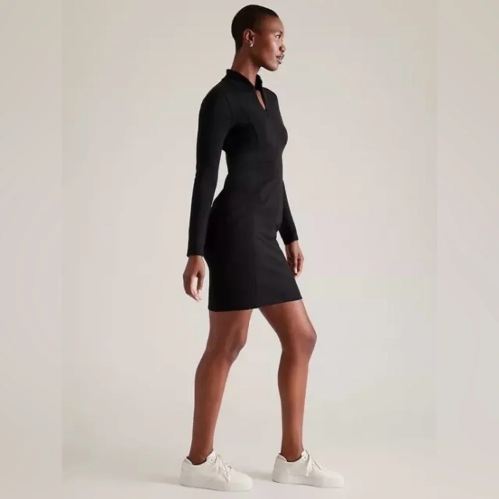 Athleta delancey skyline